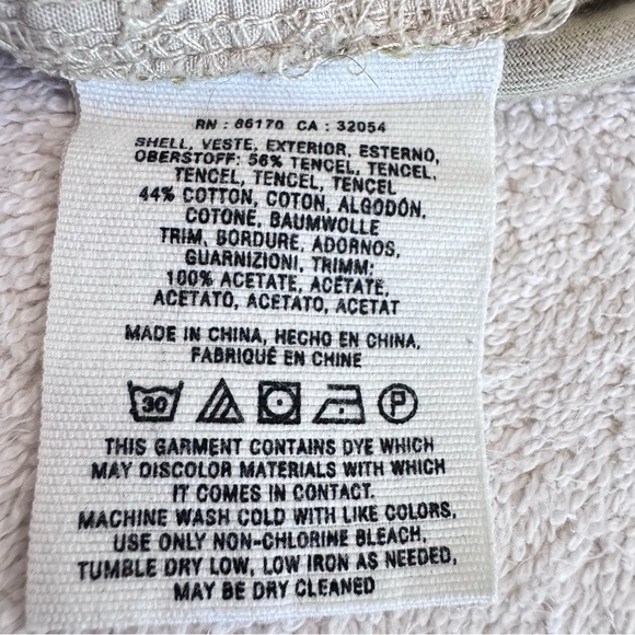 Anthropologie Cartonnier Green Finchley Elephant Print Safari Cuffed Shorts 6 - Picture 7 of 7